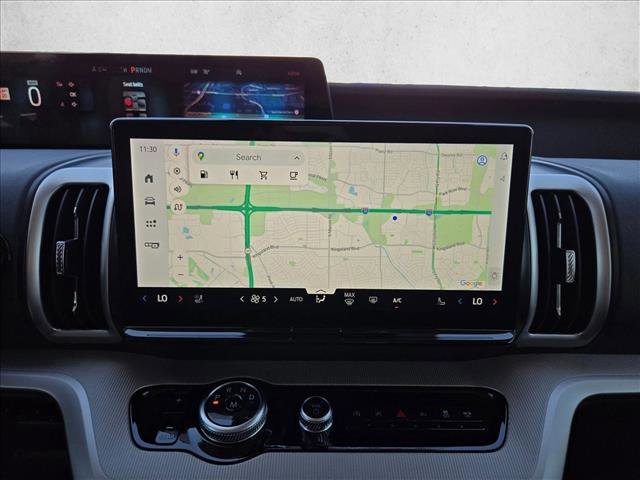 New 2026 Ford Expedition Active image 14