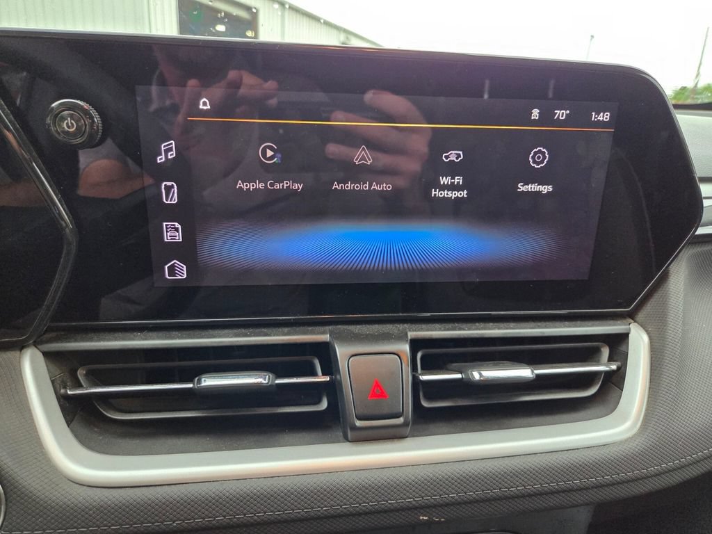 Used 2024 Chevrolet TrailBlazer LS w/ LS Convenience Package FWD image 11