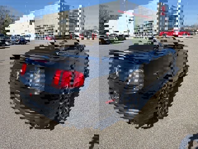 Used 2012 Ford Mustang GT Premium image 10