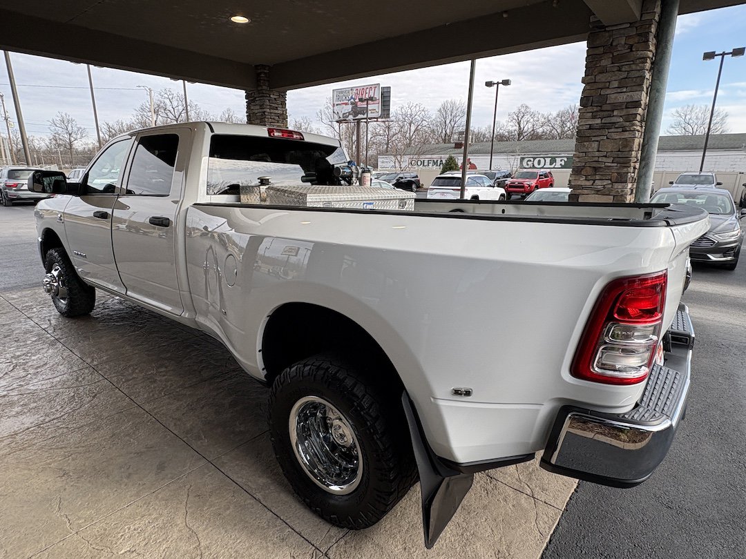 Used 2021 RAM 3500 Tradesman w/ Chrome Appearance Group image 8