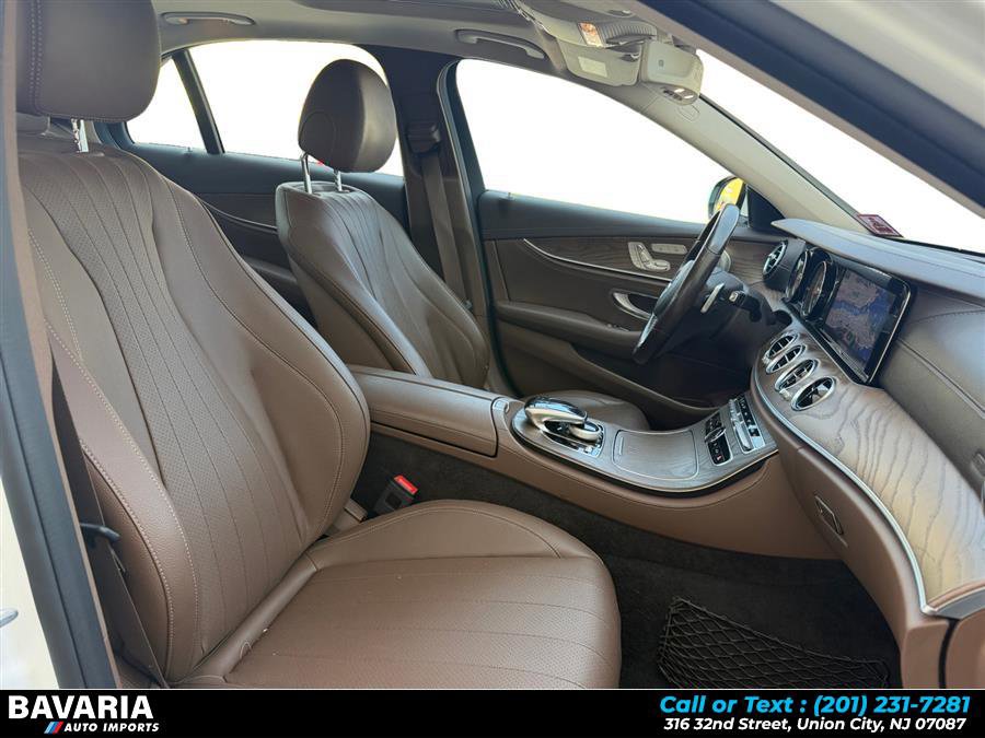 Used 2018 Mercedes-Benz E 300 4MATIC image 17