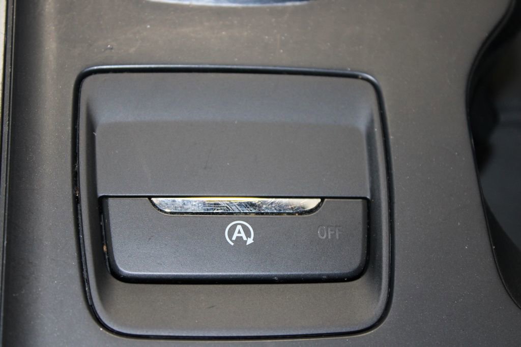 Used 2022 Ford Edge SE w/ Black Appearance Package image 48