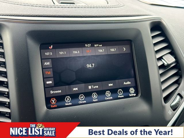 Used 2019 Jeep Cherokee Latitude Plus w/ Comfort/Convenience Group image 14