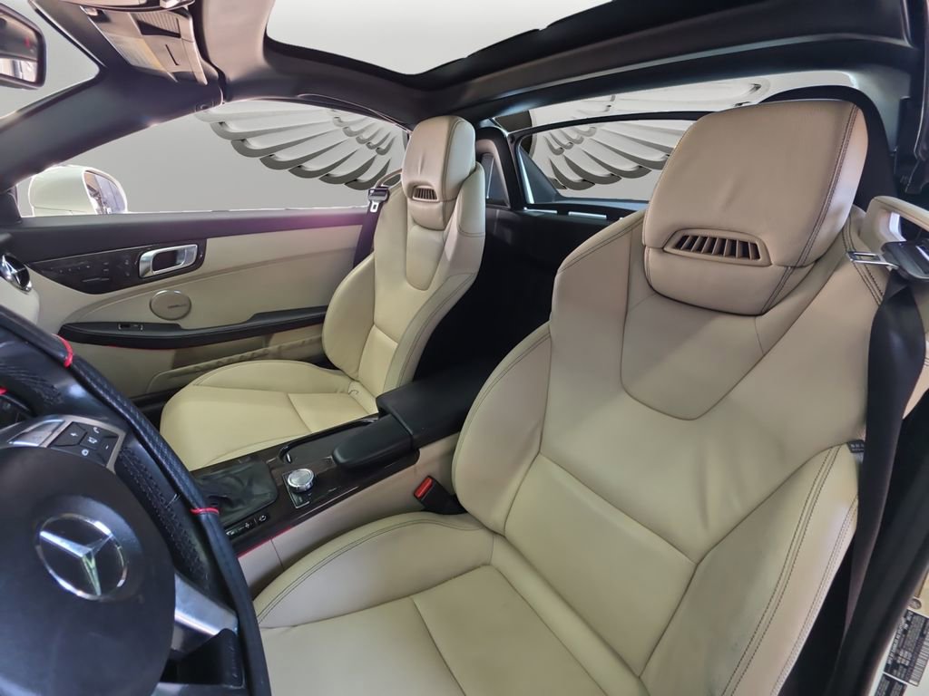 Used 2013 Mercedes-Benz SLK 250 image 10