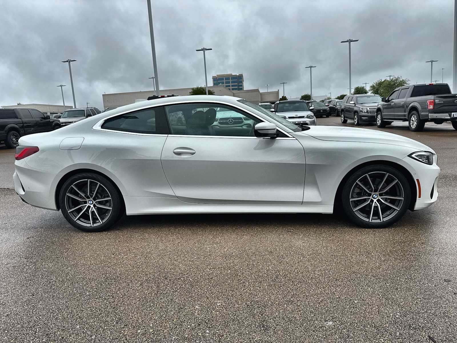 Used 2021 BMW 430i Coupe w/ Convenience Package RWD image 10