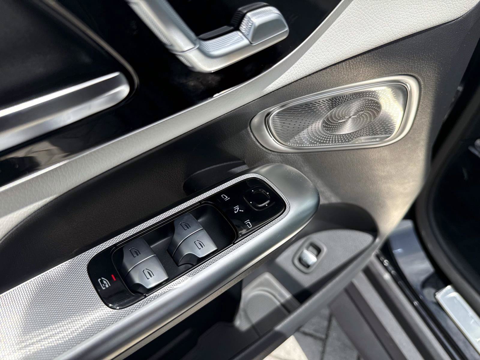 New 2027 Mercedes-Benz GLC 300 image 19