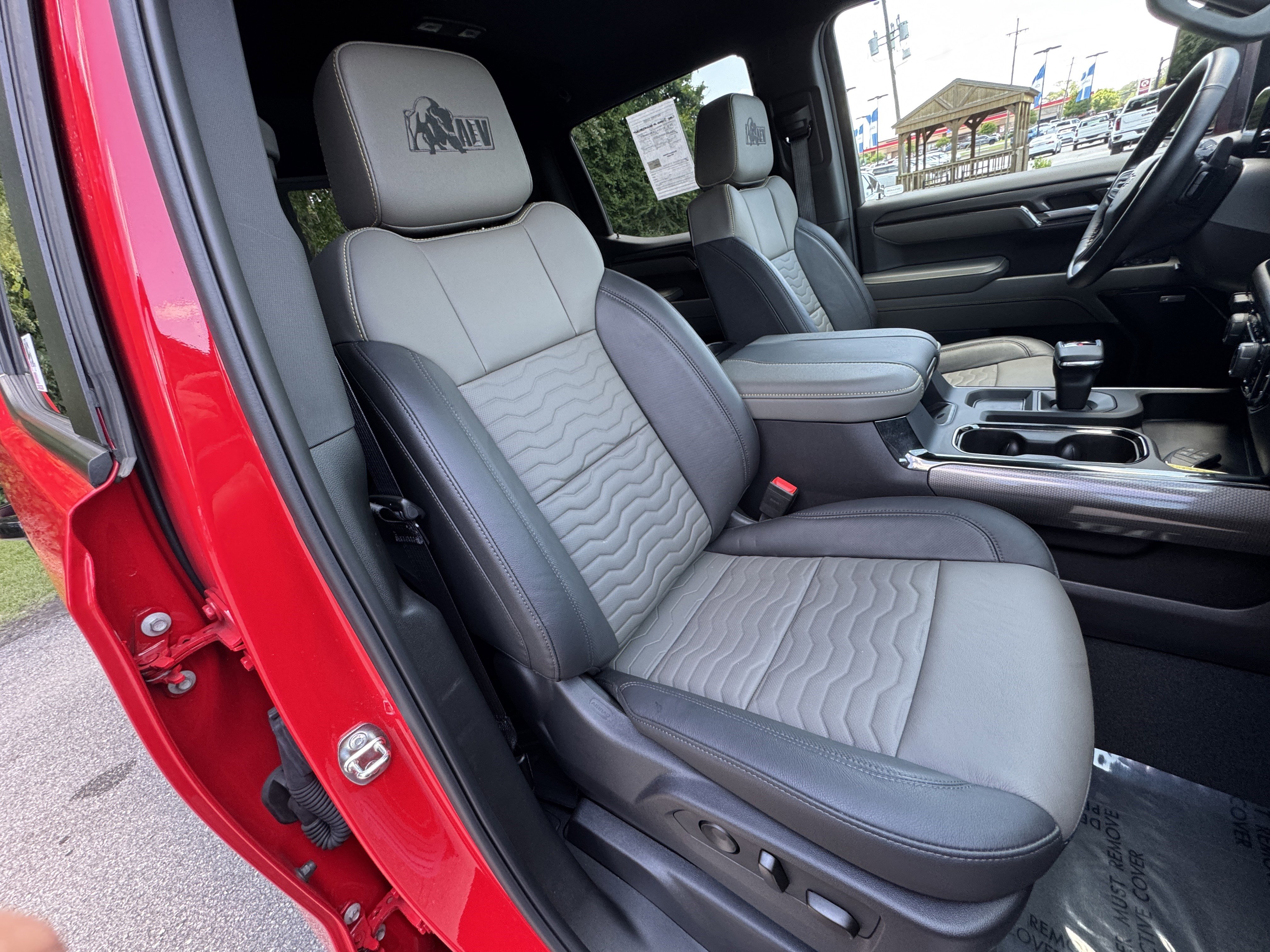 Used 2024 Chevrolet Silverado 1500 ZR2 w/ ZR2 Bison Edition image 29