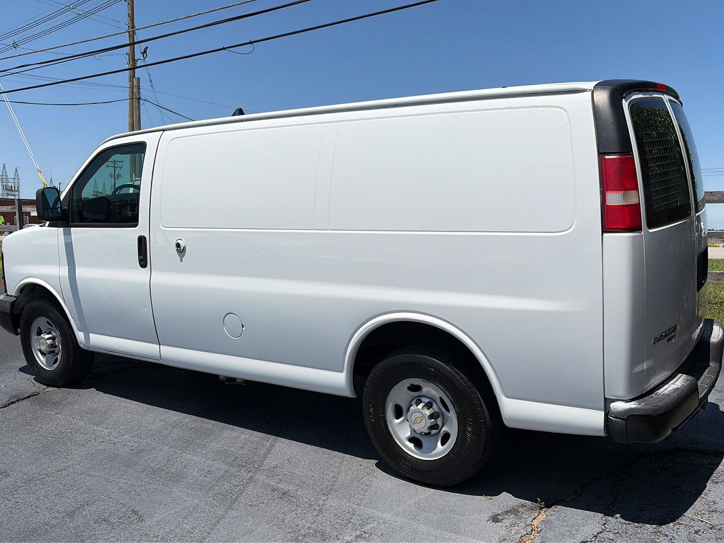 Used 2013 Chevrolet Express 2500 w/ Cold Climate Package RWD image 3