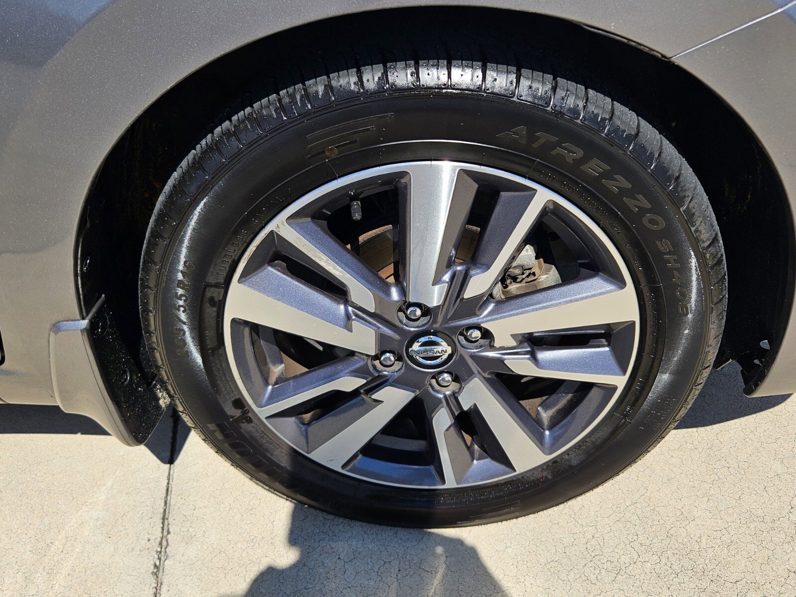 Used 2020 Nissan Versa SV image 11