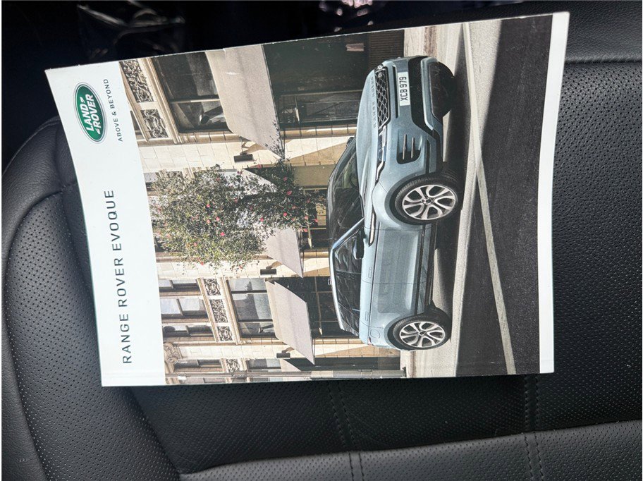 Used 2021 Land Rover Range Rover Evoque SE image 37