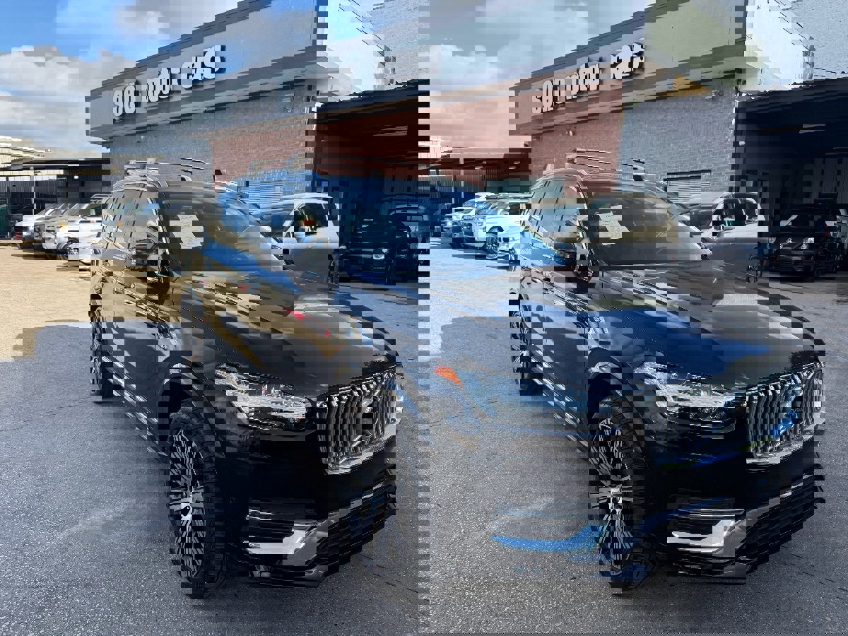 Used 2021 Volvo XC90 T6 Inscription image 2