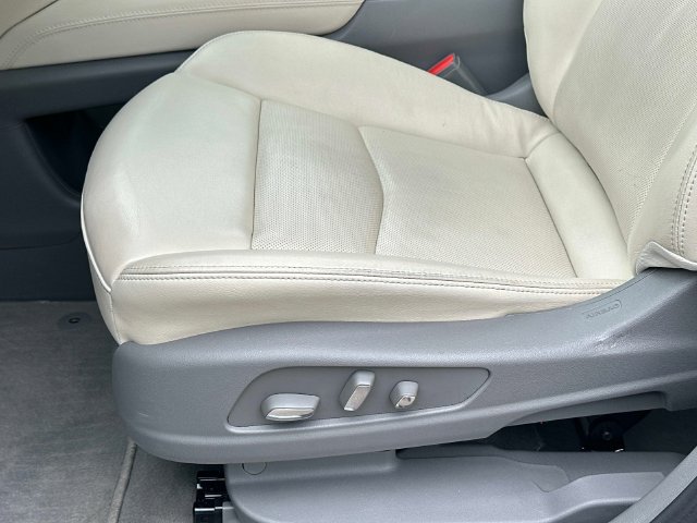 Used 2024 Cadillac XT6 Premium Luxury AWD/4WD image 20