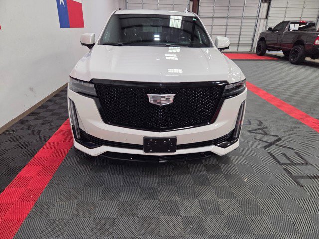 Used 2023 Cadillac Escalade ESV Sport Platinum w/ LPO, ONYX Package image 6