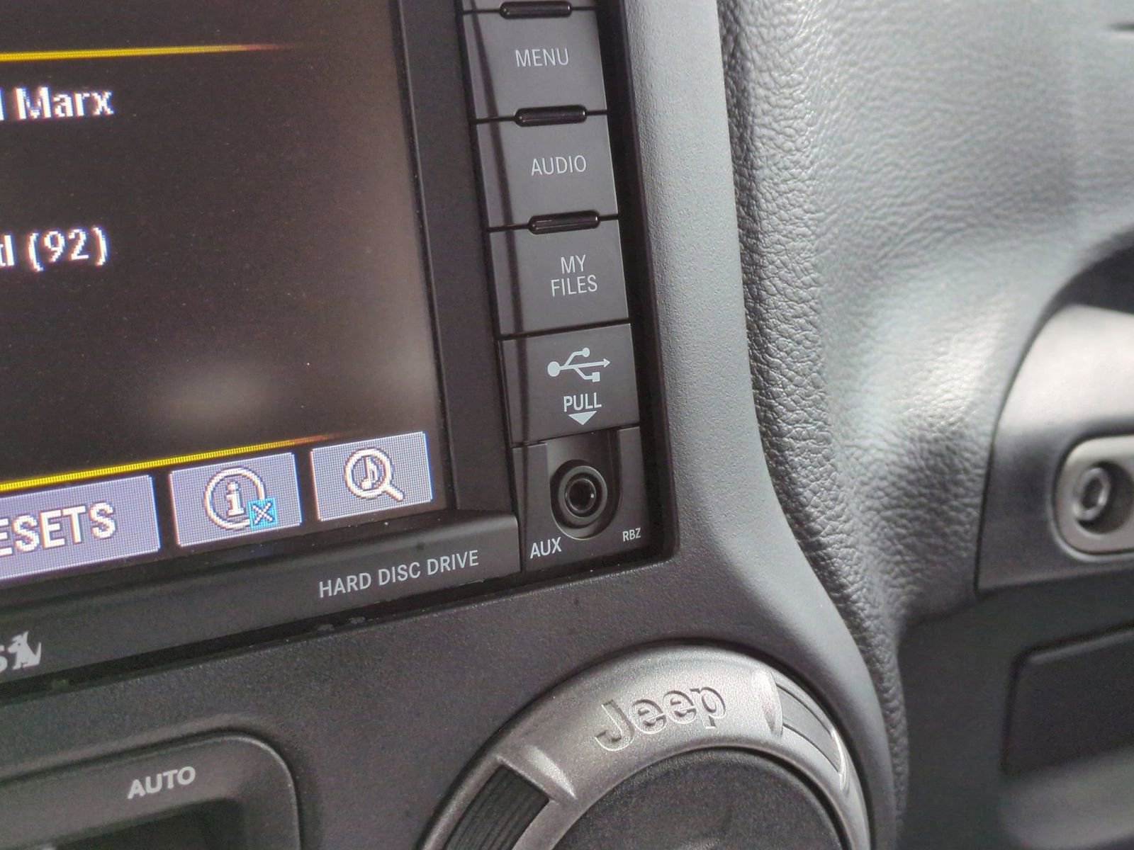 Used 2017 Jeep Wrangler Unlimited Willys image 36