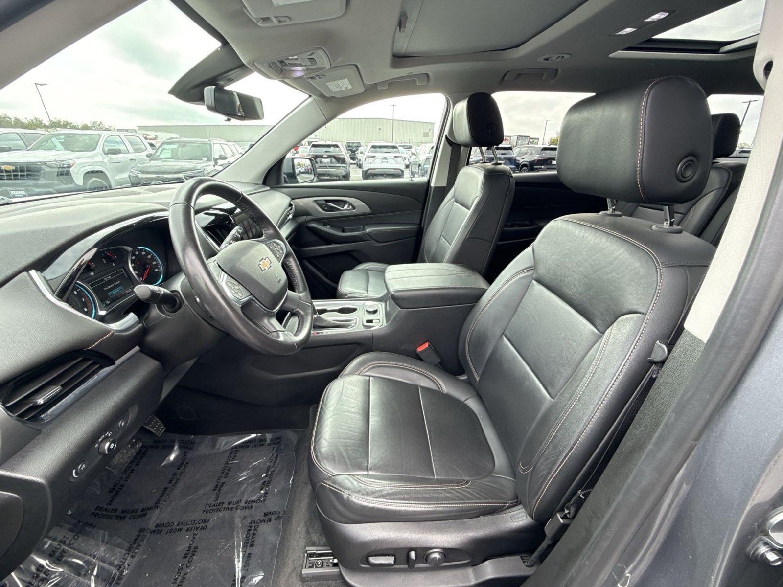 Used 2019 Chevrolet Traverse RS w/ LPO, Floor Liner Package AWD/4WD image 14