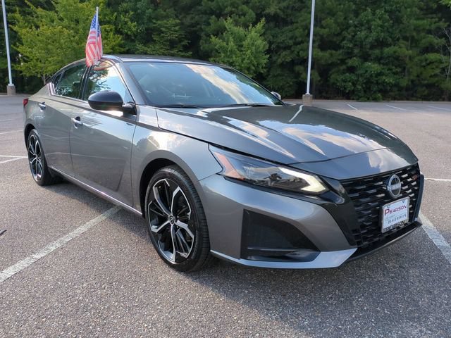 Used 2026 Nissan Altima 2.5 SR FWD image 2
