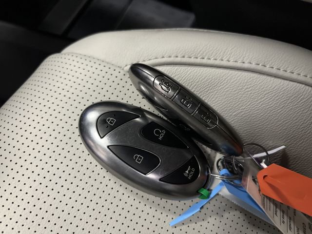 Used 2024 Hyundai Santa Fe Limited image 31