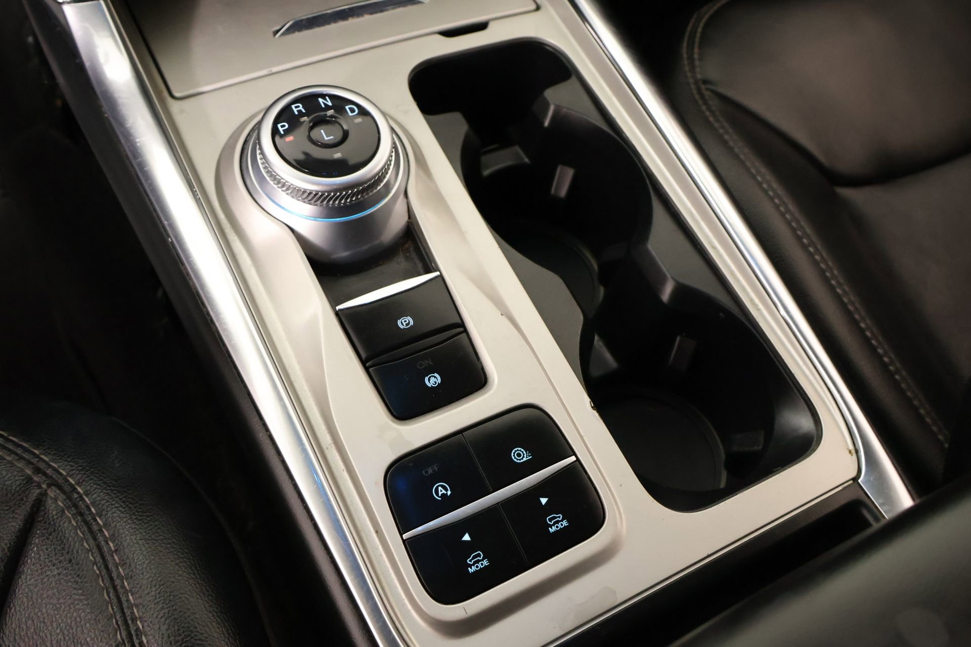 Used 2021 Ford Explorer Limited RWD image 9