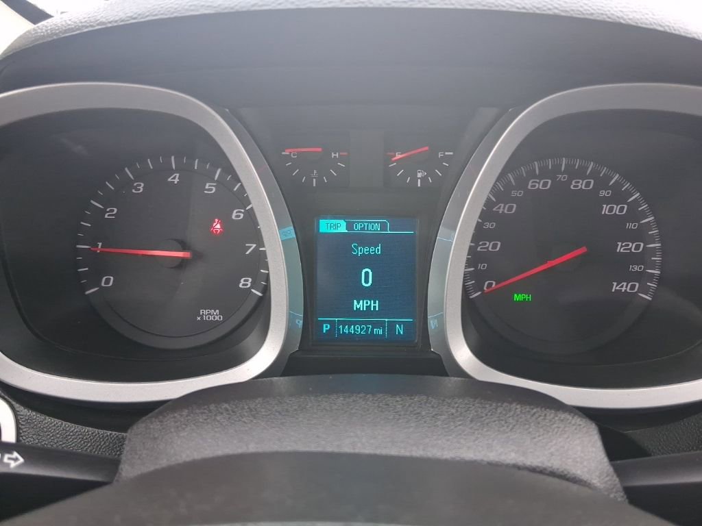 Used 2017 Chevrolet Equinox LS image 23