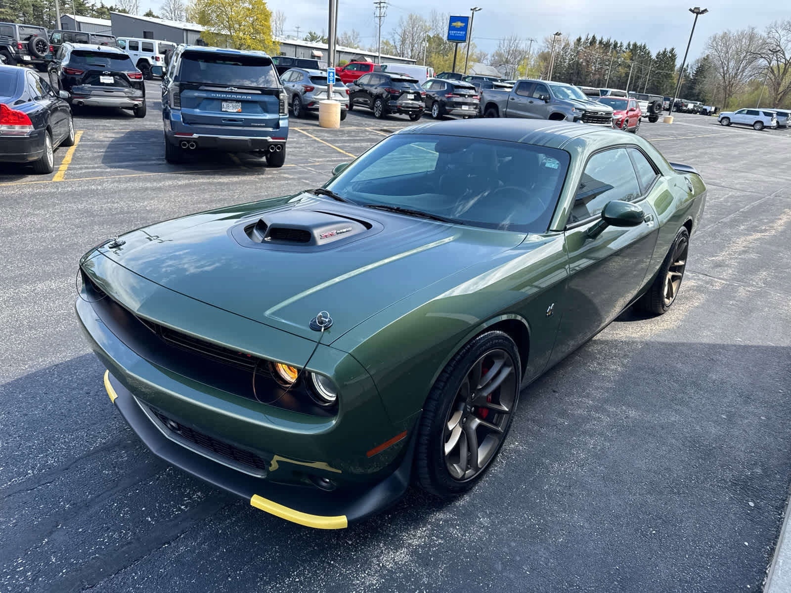 Used 2022 Dodge Challenger R/T Scat Pack w/ Shaker Package RWD image 11