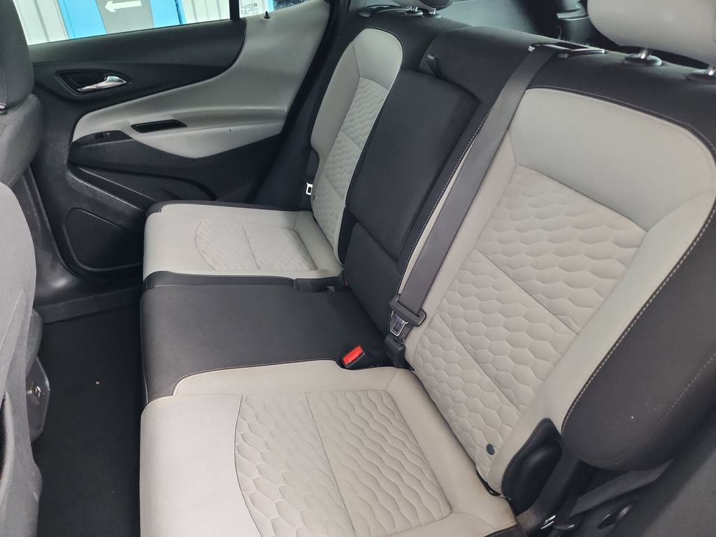 Used 2021 Chevrolet Equinox LS FWD image 39
