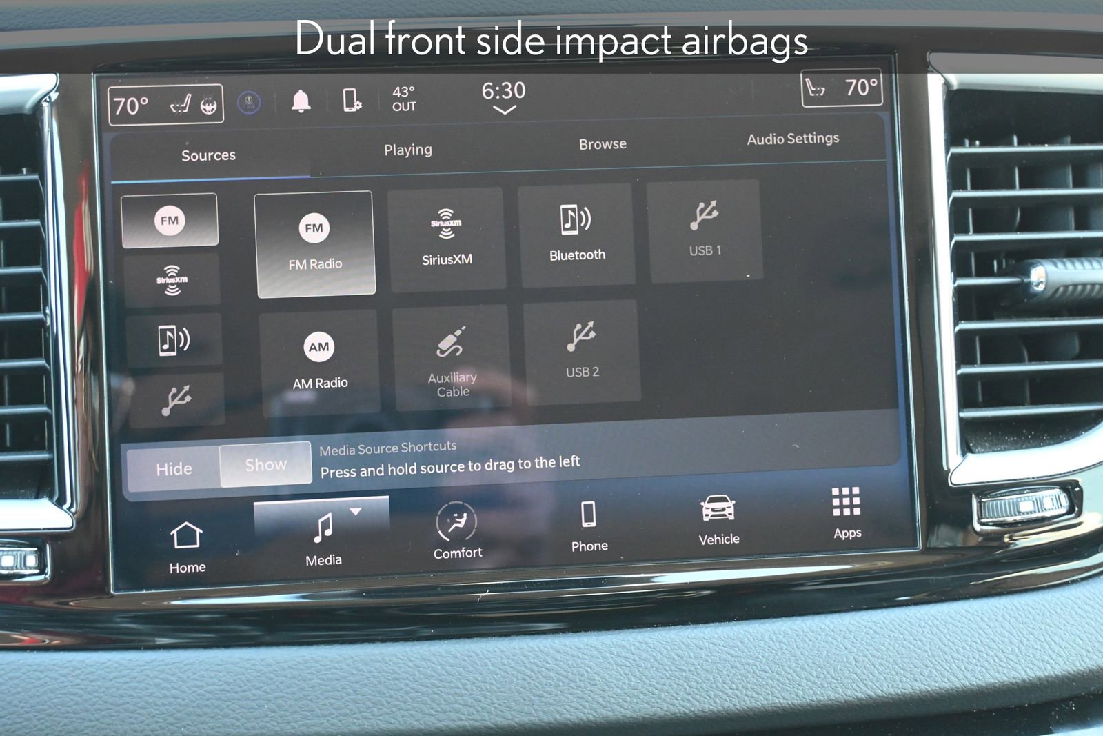 Used 2024 Chrysler Pacifica Touring-L image 18