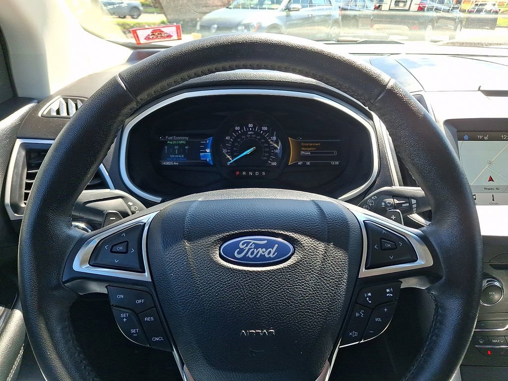 Used 2017 Ford Edge SEL w/ Equipment Group 201A image 18