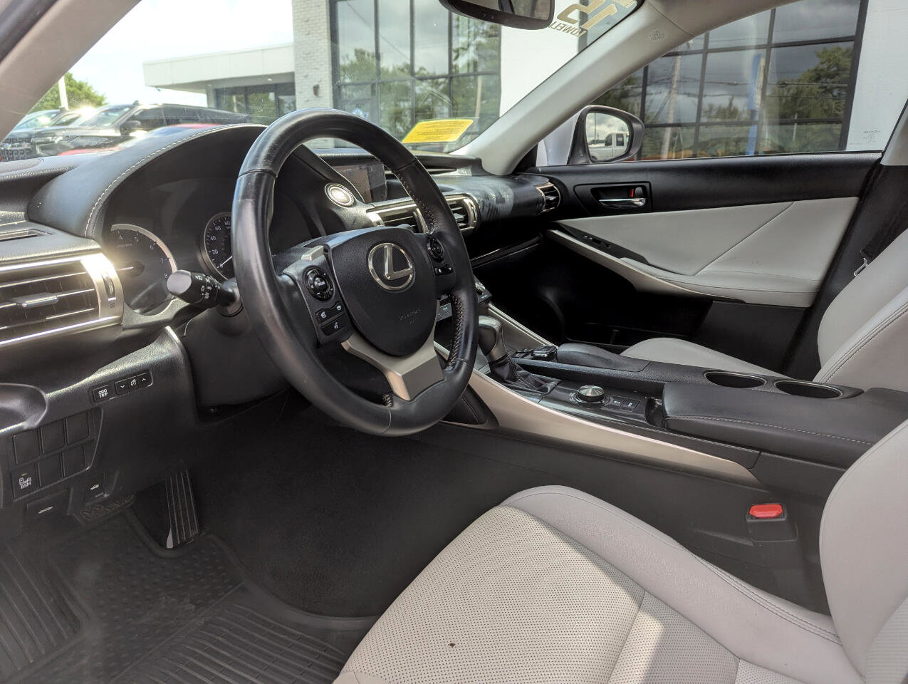 Used 2015 Lexus IS 250 AWD image 15