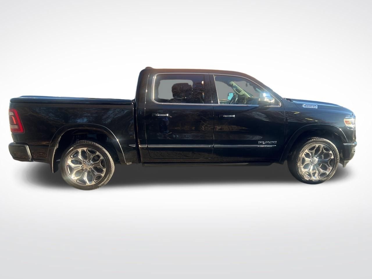 Used 2019 RAM 1500 Limited w/ Body Color Bumper Group image 7
