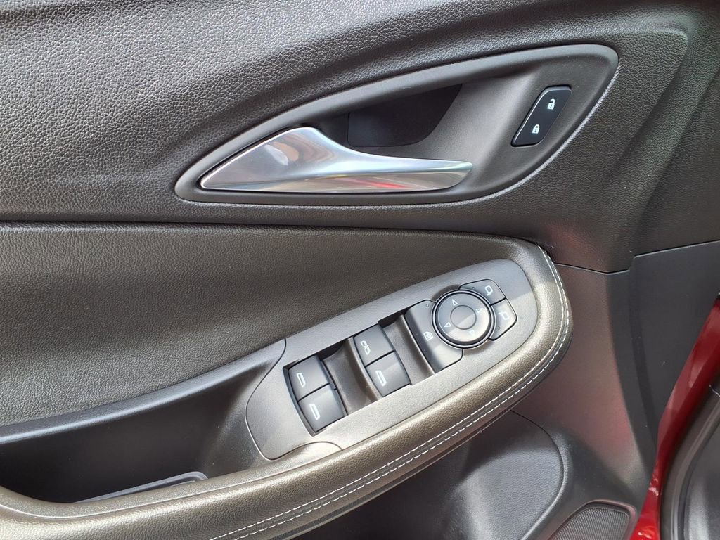 Used 2024 Buick Encore GX Preferred FWD image 19