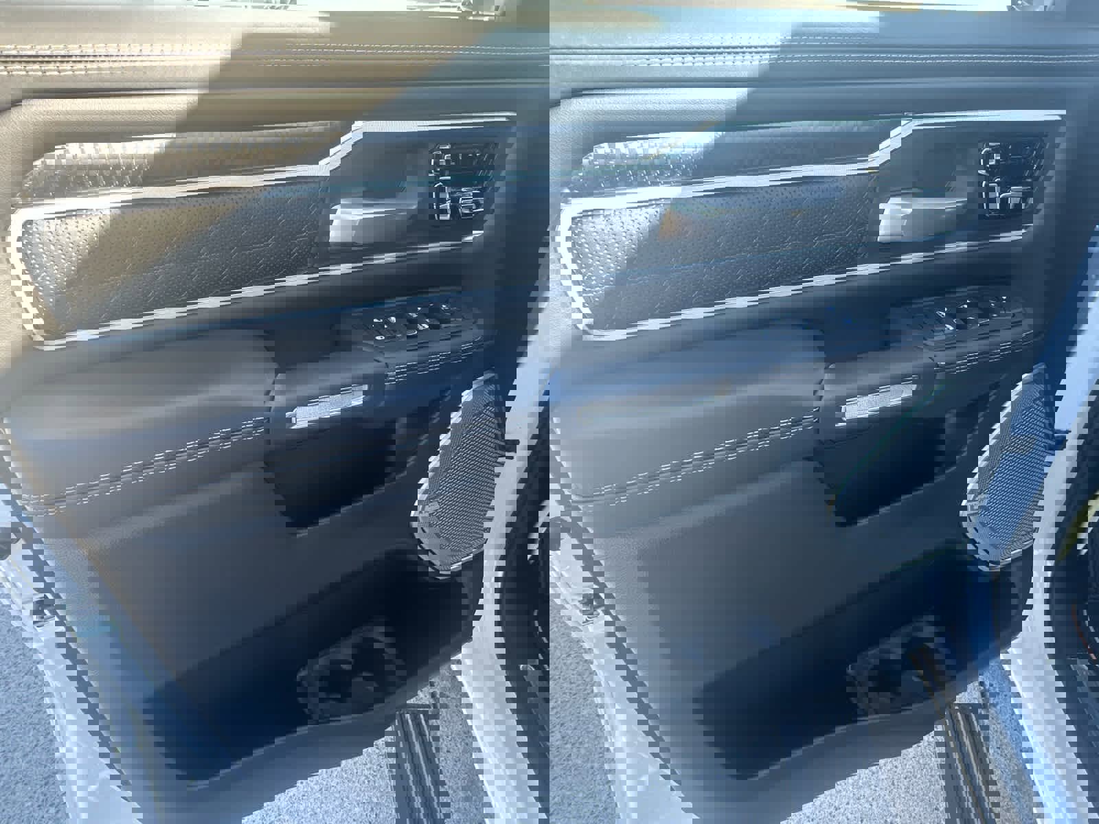 New 2026 RAM 1500 Tungsten w/ Trailer Tow Group image 32