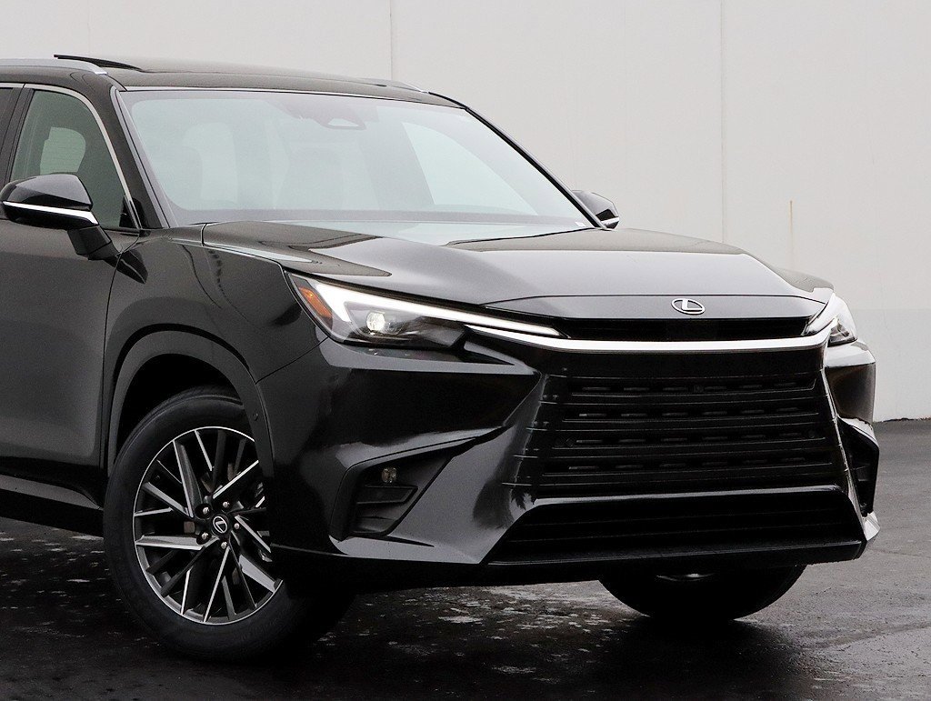 New 2026 Lexus TX 350 AWD image 2