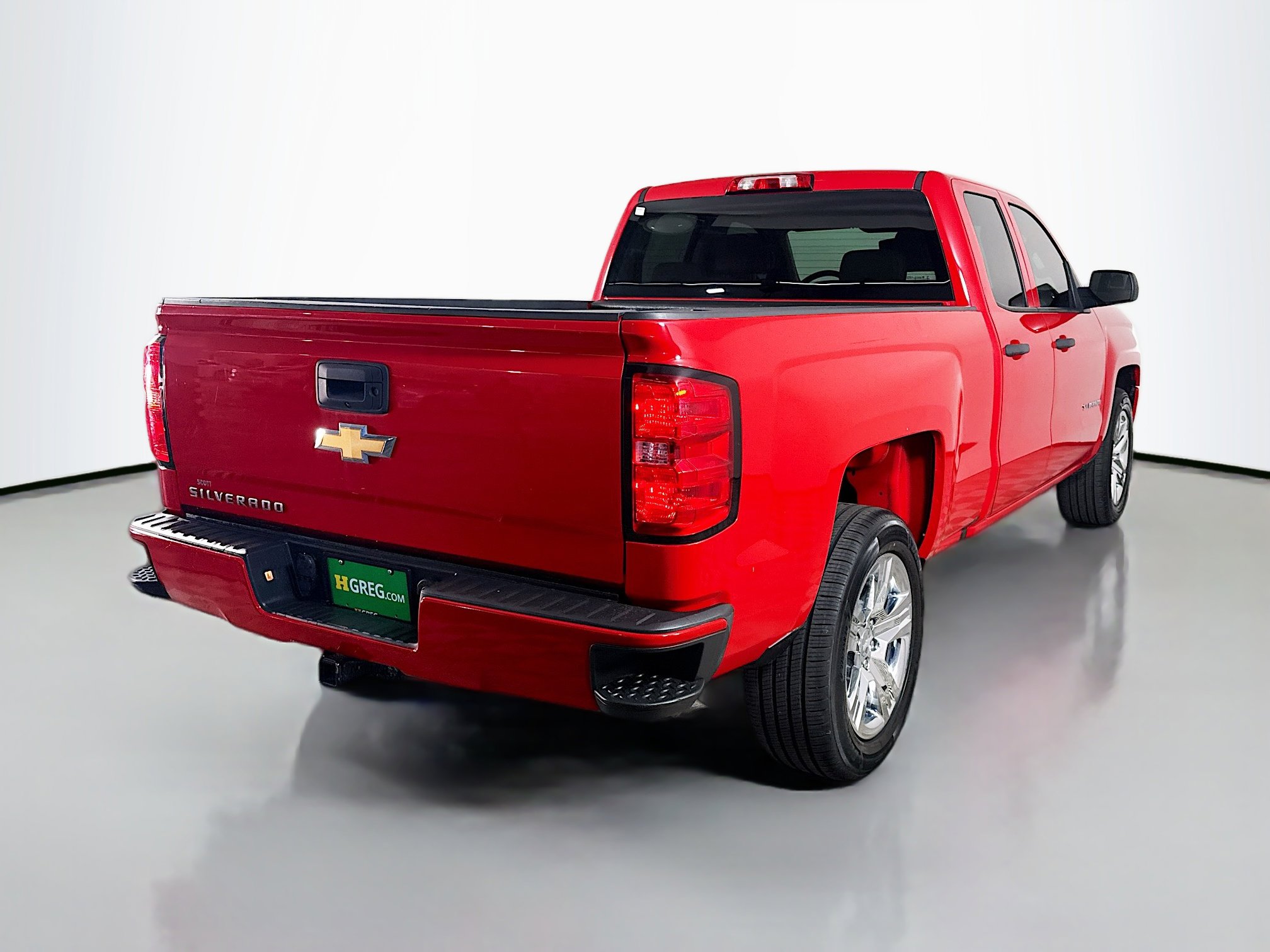Used 2018 Chevrolet Silverado 1500 Custom w/ Custom Value Package image 10