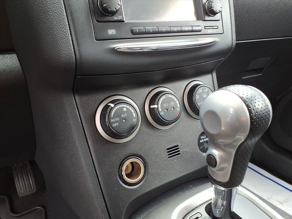 Used 2012 Nissan Rogue SL AWD/4WD image 23