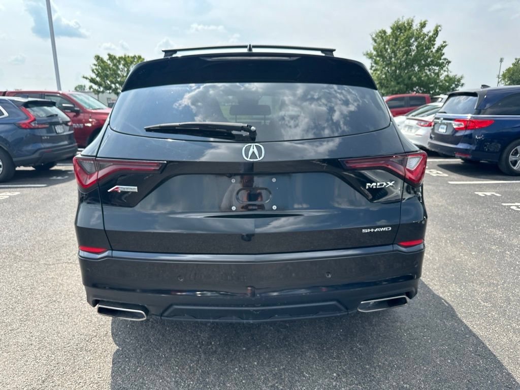 Used 2023 Acura MDX A-Spec AWD/4WD image 10