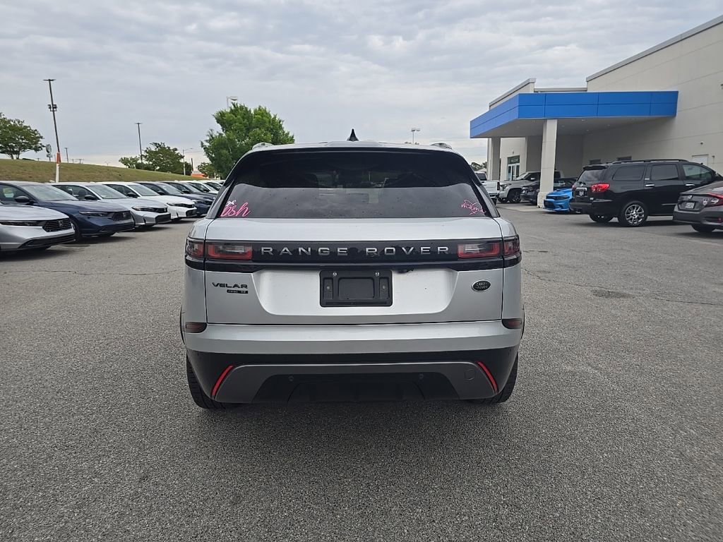 Used 2019 Land Rover Range Rover Velar R-Dynamic SE AWD/4WD image 4