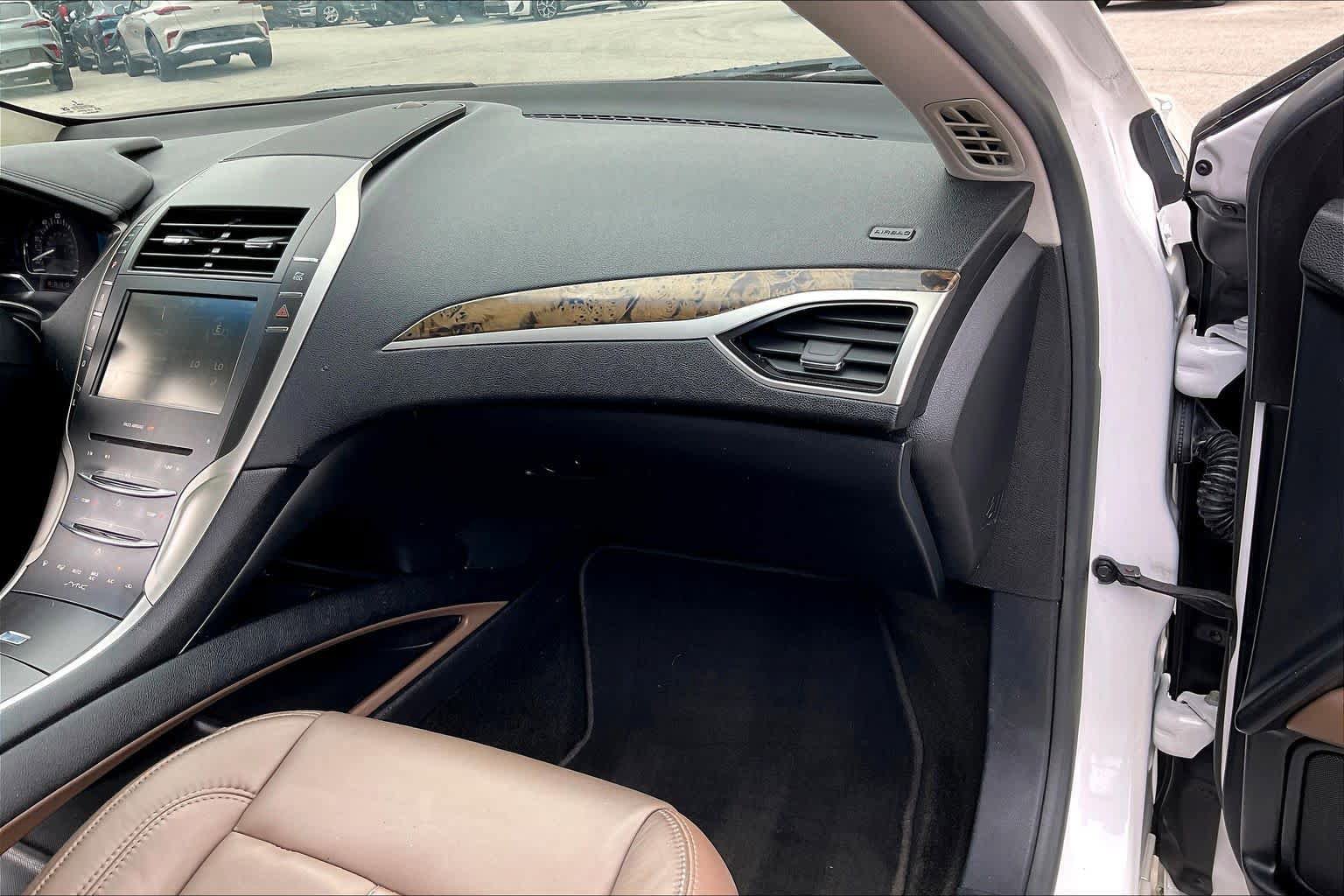 Used 2016 Lincoln MKZ Hybrid w/ Equipment Group 500A Select FWD image 19
