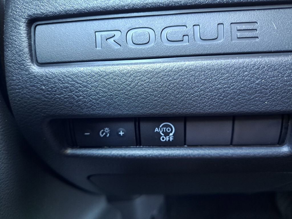 Certified 2026 Nissan Rogue S image 15