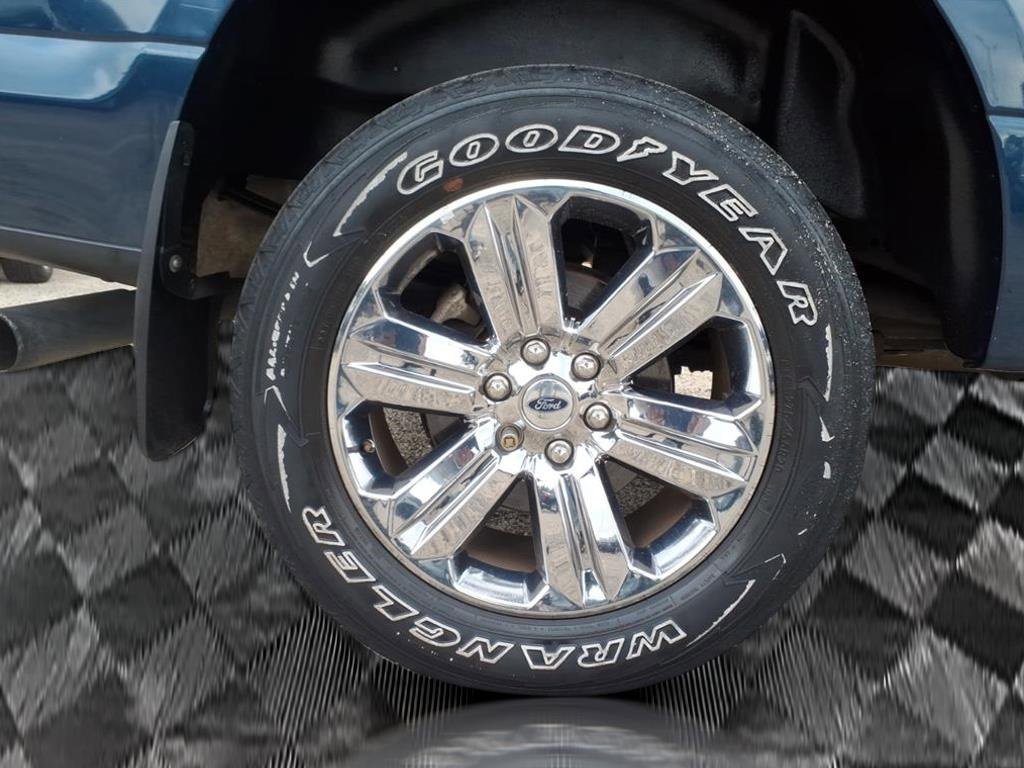 Used 2019 Ford F150 XLT w/ Equipment Group 302A Luxury image 8