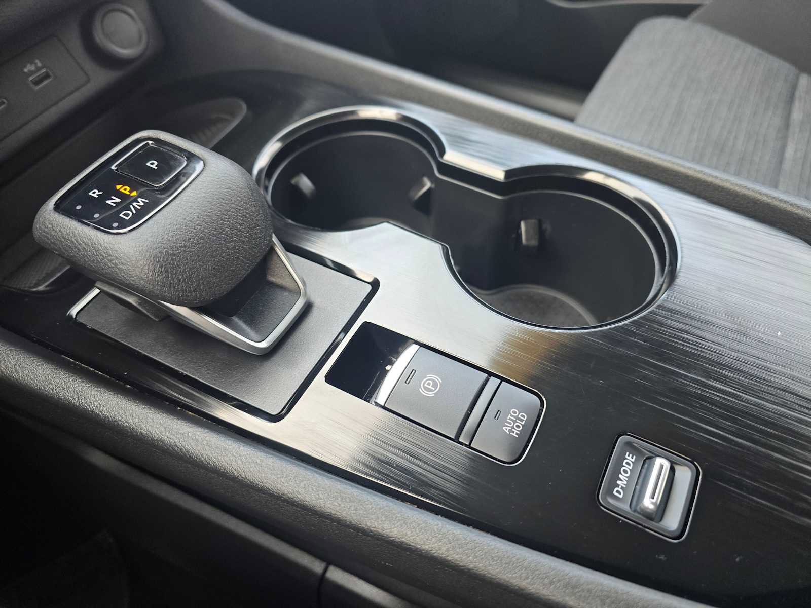 Used 2023 Nissan Rogue SV image 30