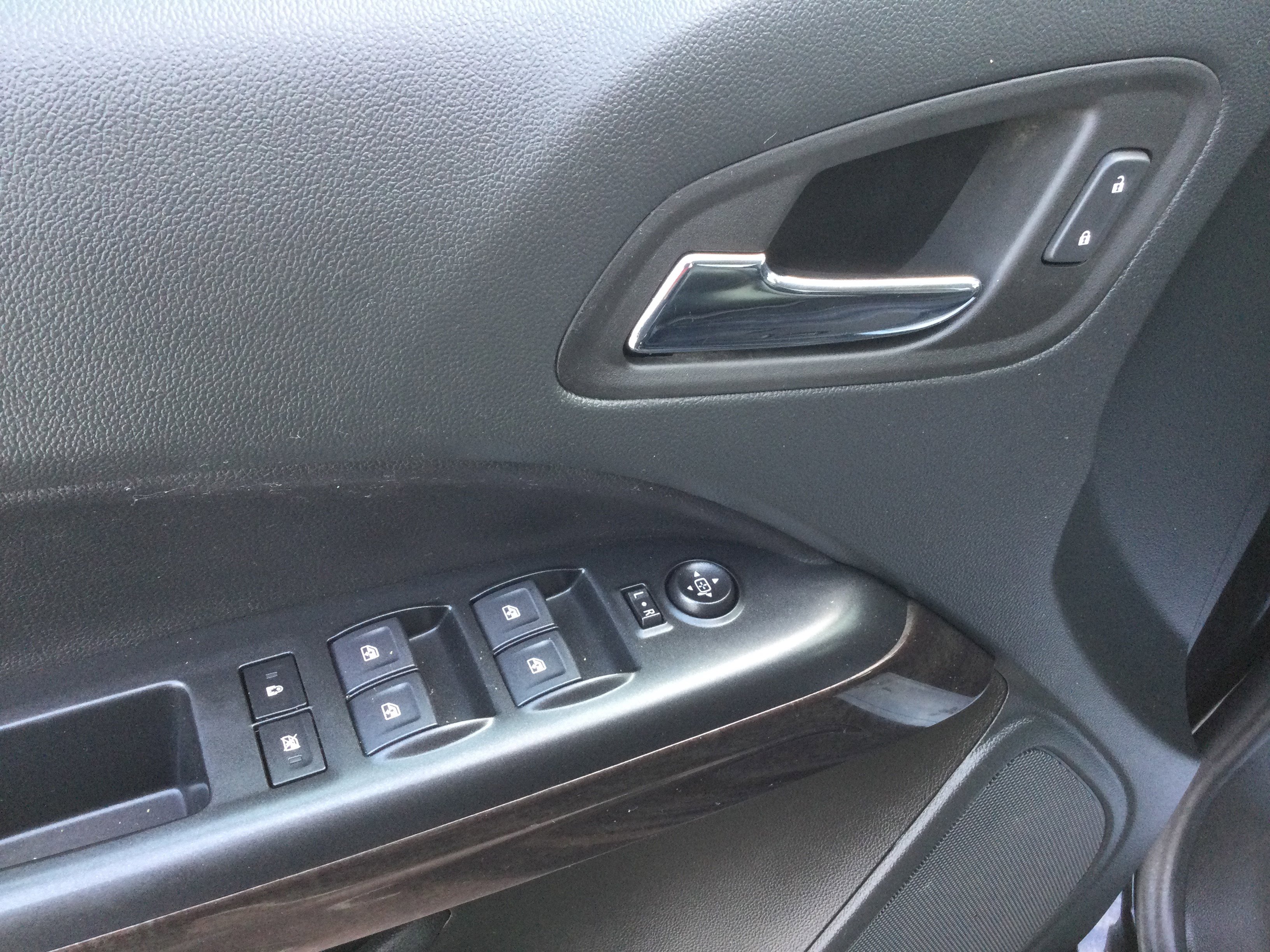 Used 2022 GMC Canyon Elevation w/ Elevation Premium Package image 9