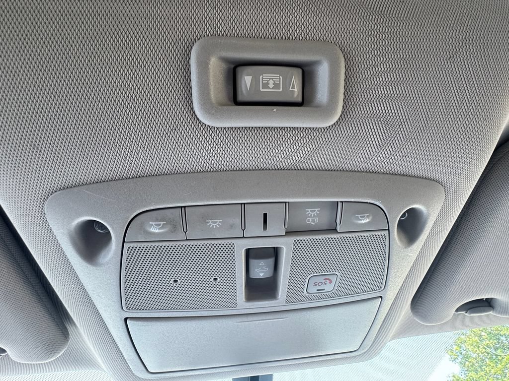 Used 2019 Nissan Pathfinder SL AWD/4WD image 33