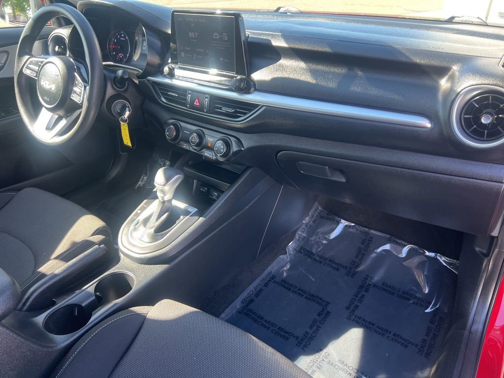 Used 2024 Kia Forte LXS image 19