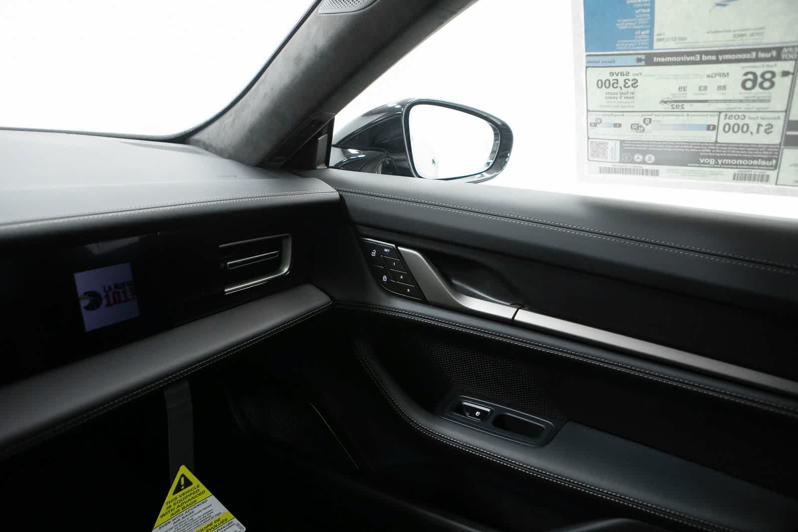 New 2026 Porsche Taycan Turbo AWD/4WD image 31