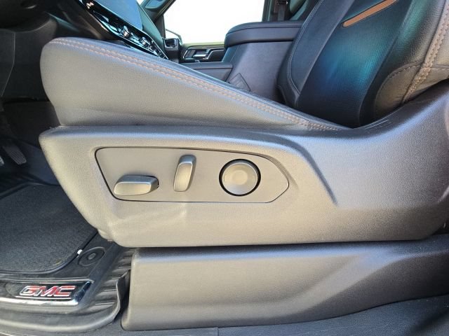 Used 2024 GMC Sierra 1500 AT4 w/ Technology Package AWD/4WD image 21
