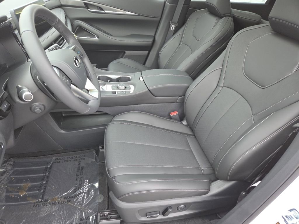 New 2026 INFINITI QX60 Luxe image 35