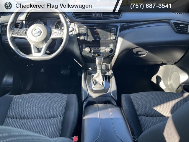 Used 2021 Nissan Rogue Sport SV image 28