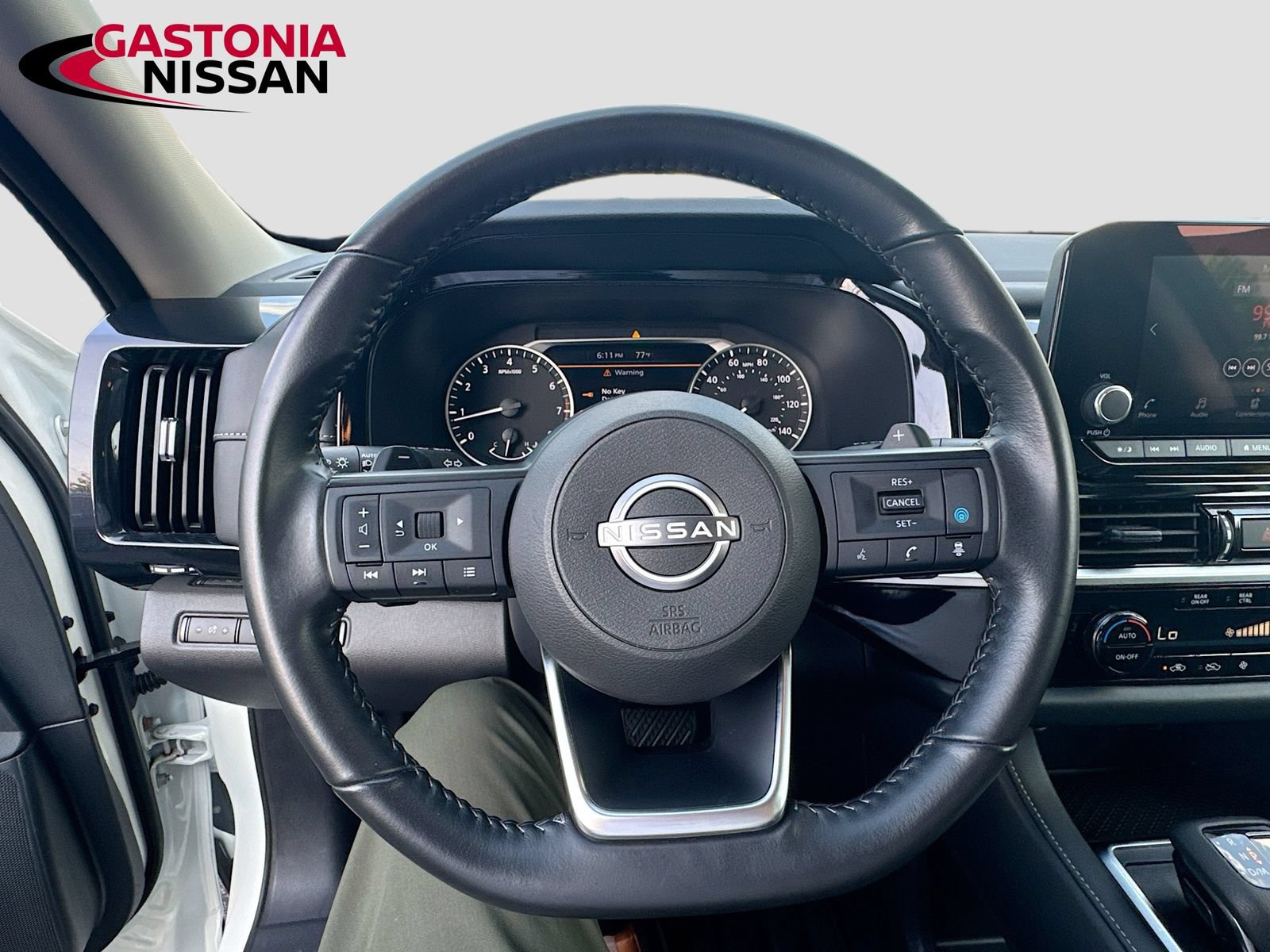 Used 2024 Nissan Pathfinder SV AWD/4WD image 14