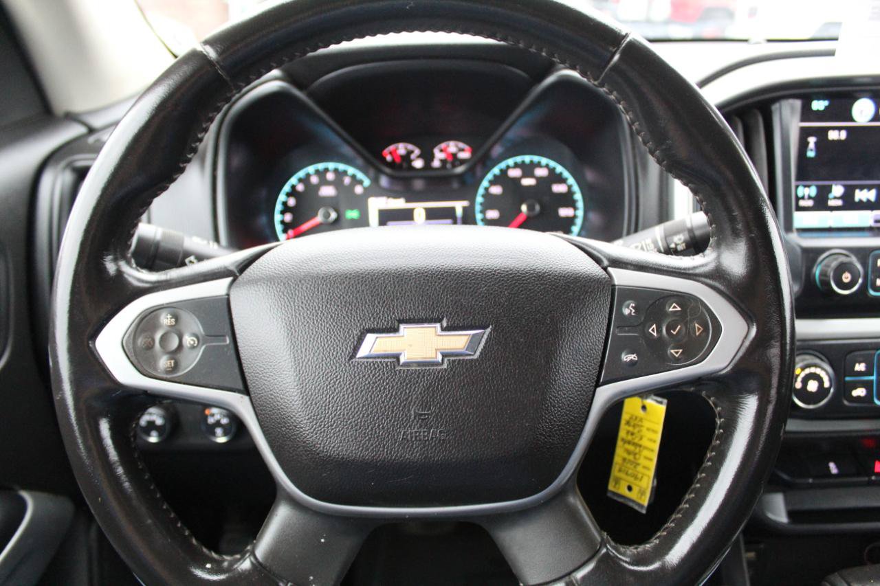 Used 2016 Chevrolet Colorado LT AWD/4WD image 13