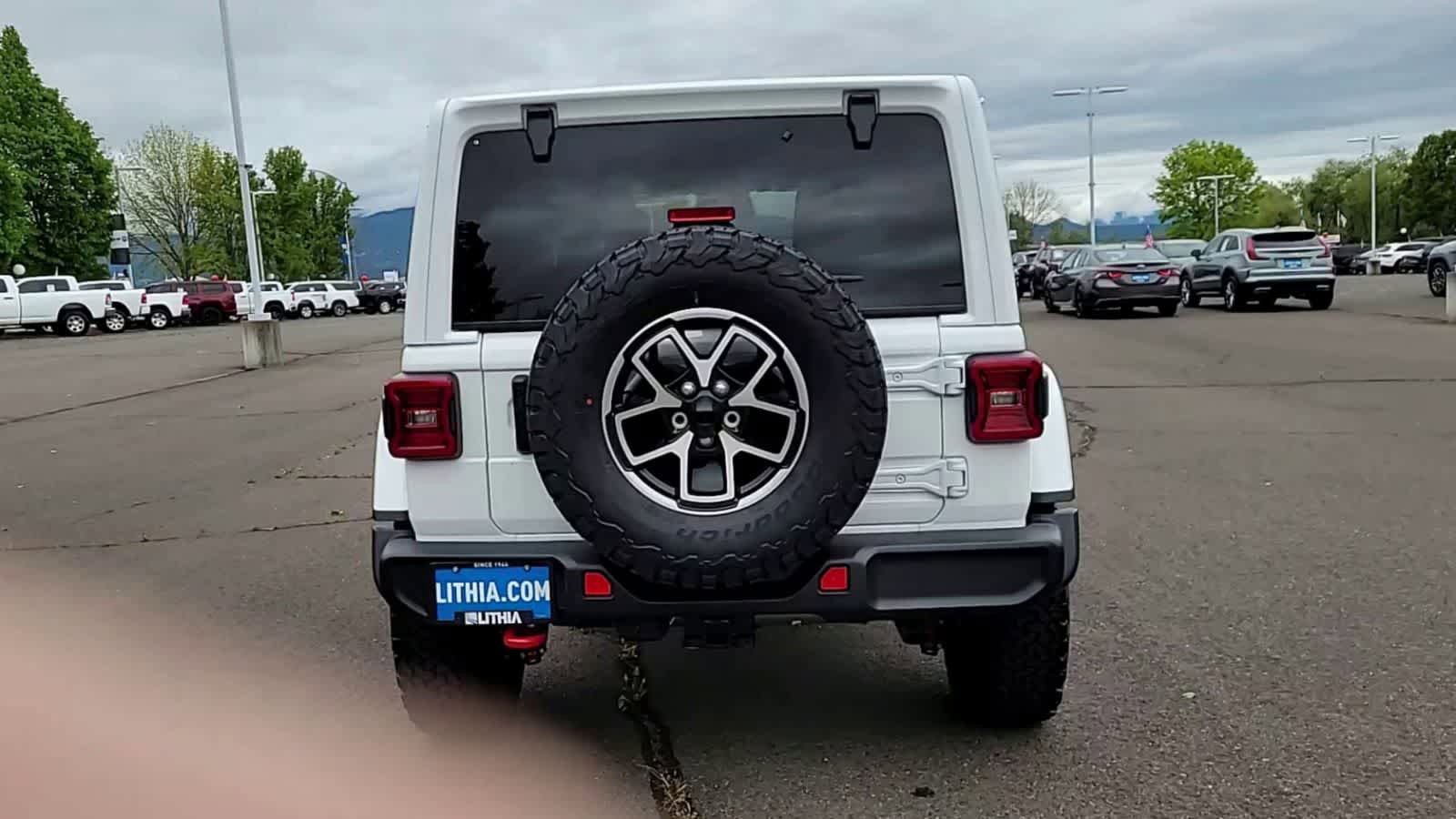 New 2026 Jeep Wrangler Unlimited Rubicon AWD/4WD image 7